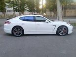 Porsche Panamera-5