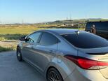 Hyundai Elantra-3