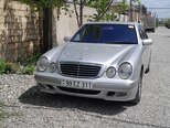 Mercedes E 280-8