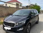 Kia Carnival-1