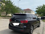 Kia Carnival-6