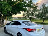 Hyundai Elantra-7