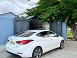 Hyundai Elantra-5