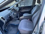 Toyota Prius-10