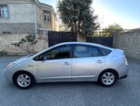 Toyota Prius-4