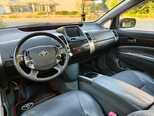 Toyota Prius-8
