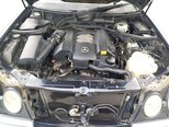 Mercedes E 240-8