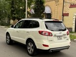 Hyundai Santa Fe-5