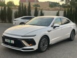 Hyundai Sonata-4