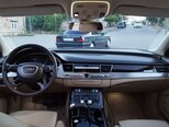 Audi A8-8