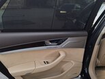 Audi A8-16