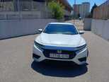 Honda Insight-3