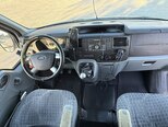 Ford Transit-17