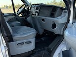 Ford Transit-18