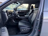 Hyundai Santa Fe-12