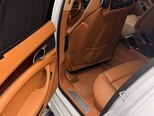 Porsche Panamera 4S-6