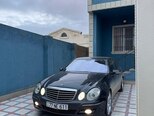 Mercedes E 200-13