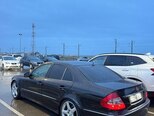Mercedes E 200-11