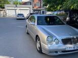 Mercedes E 240-3