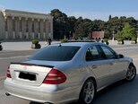 Mercedes E 320-8