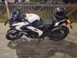 Bajaj Pulsar RS 200-4