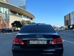 Mercedes E 220-17