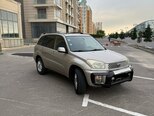 Toyota RAV4-5