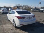 Hyundai Elantra-3