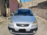 Kia Rio-1