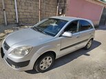 Kia Rio-5