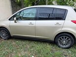 Nissan Tiida-4