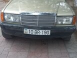Mercedes 190-1