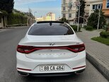 Hyundai Grandeur-8