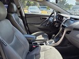 Hyundai Elantra-9