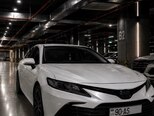 Toyota Camry-1