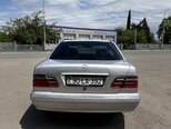 Mercedes E 240-5