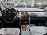 Mercedes E 270-15