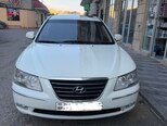 Hyundai Sonata-1