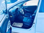 Hyundai Accent-8
