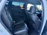 Hyundai Santa Fe-12