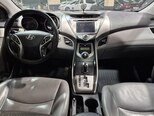 Hyundai Elantra-13