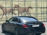 Mercedes E 300 4MATIC-7
