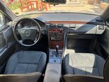 Mercedes E 200-3