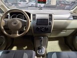 Nissan Tiida-12