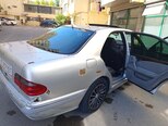 Mercedes E 200-5