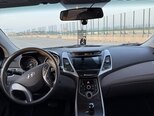 Hyundai Elantra-8