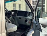 Ford Transit-13