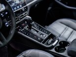 Porsche Macan-12