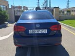 Volkswagen Jetta-5