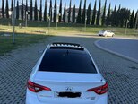 Hyundai Sonata-4